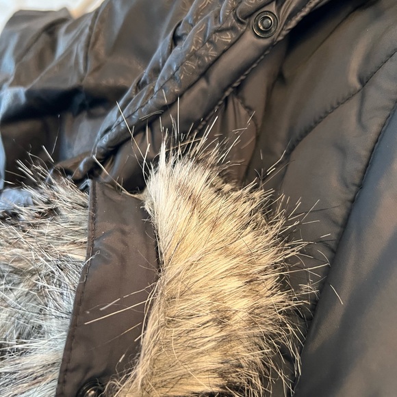 Columbia Black Small Women’s Coat with Removable Fur Hood - Picture 7 of 10